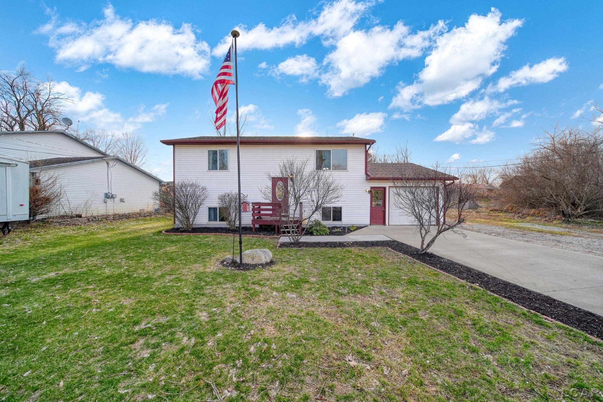 10579 Emerald Drive