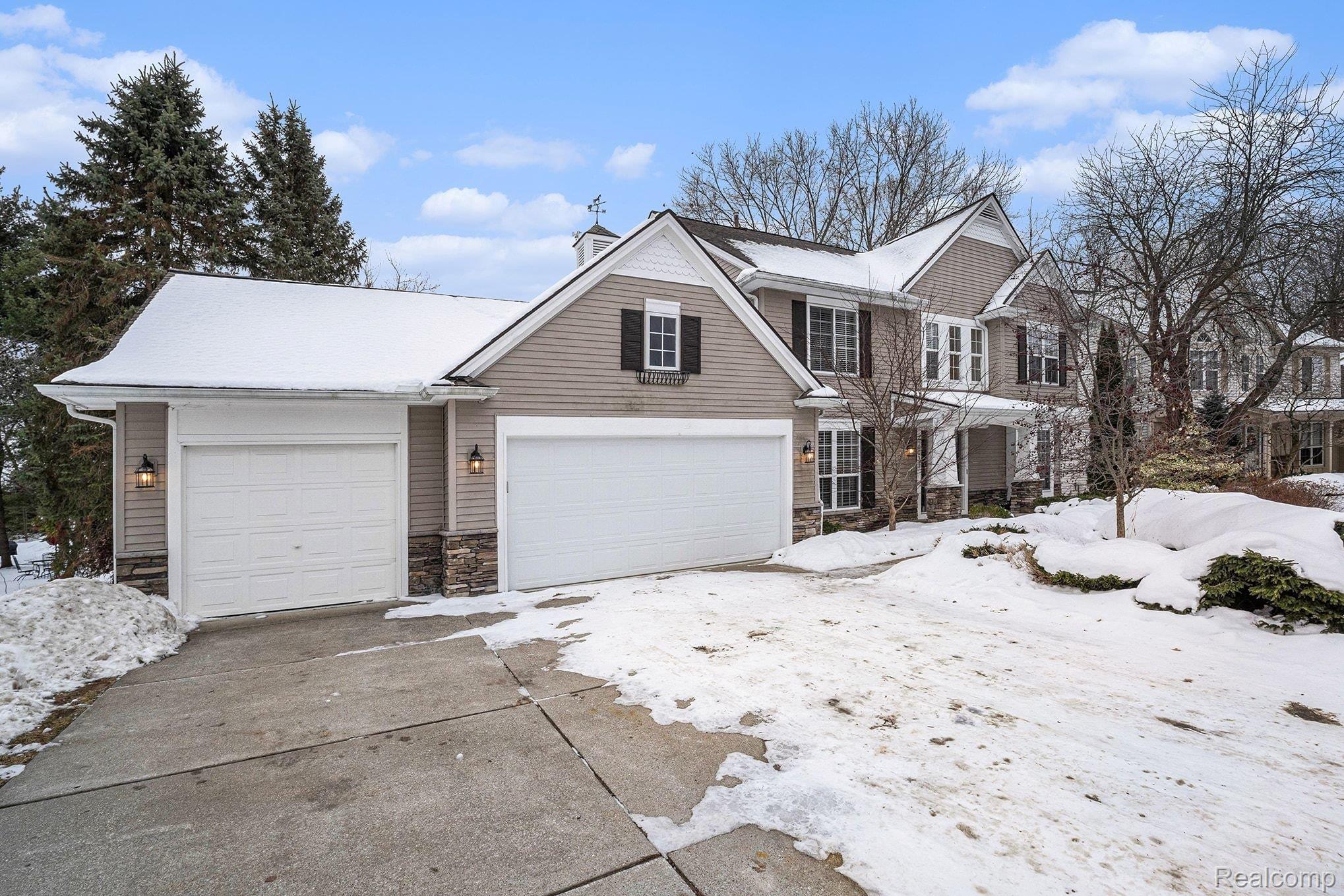 6033 Campfire Circle