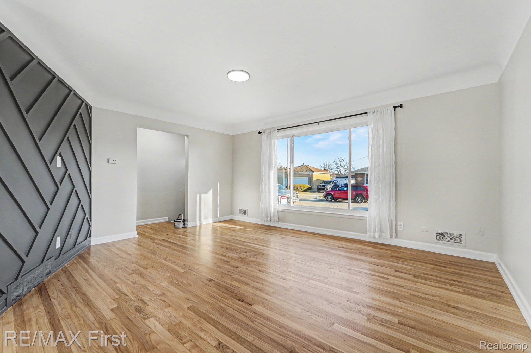 11175 Sunburst Avenue