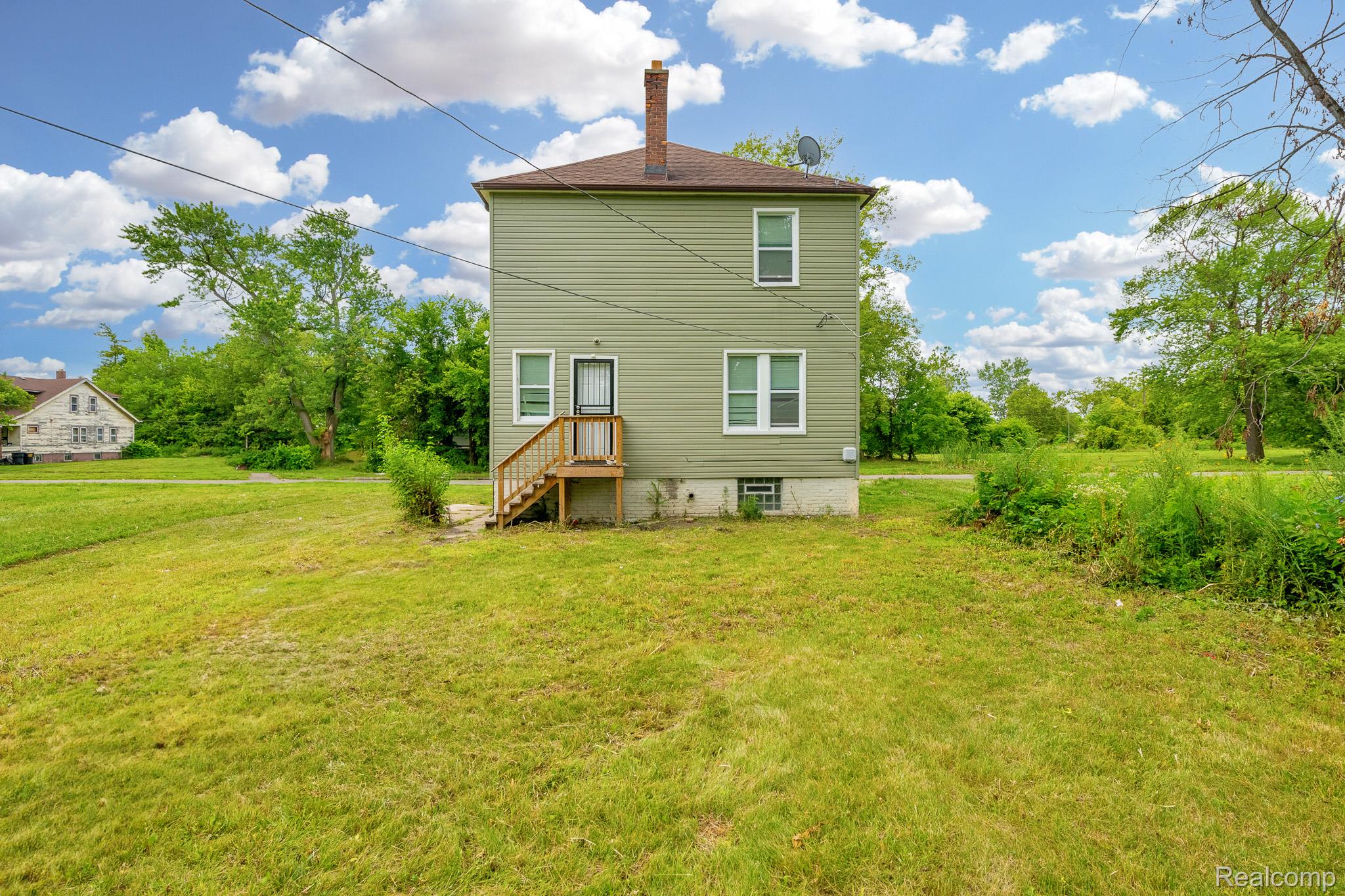 Detroit, Michigan 48215, United States, 4 Bedrooms Bedrooms, ,1 BathroomBathrooms,Residential,Active,252860