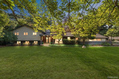 7315 Lindenmere Drive Bloomfield Hills City MI 48301