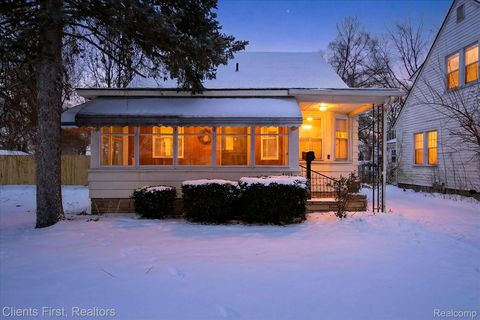 4403 Biddle Street Wayne City MI 48184