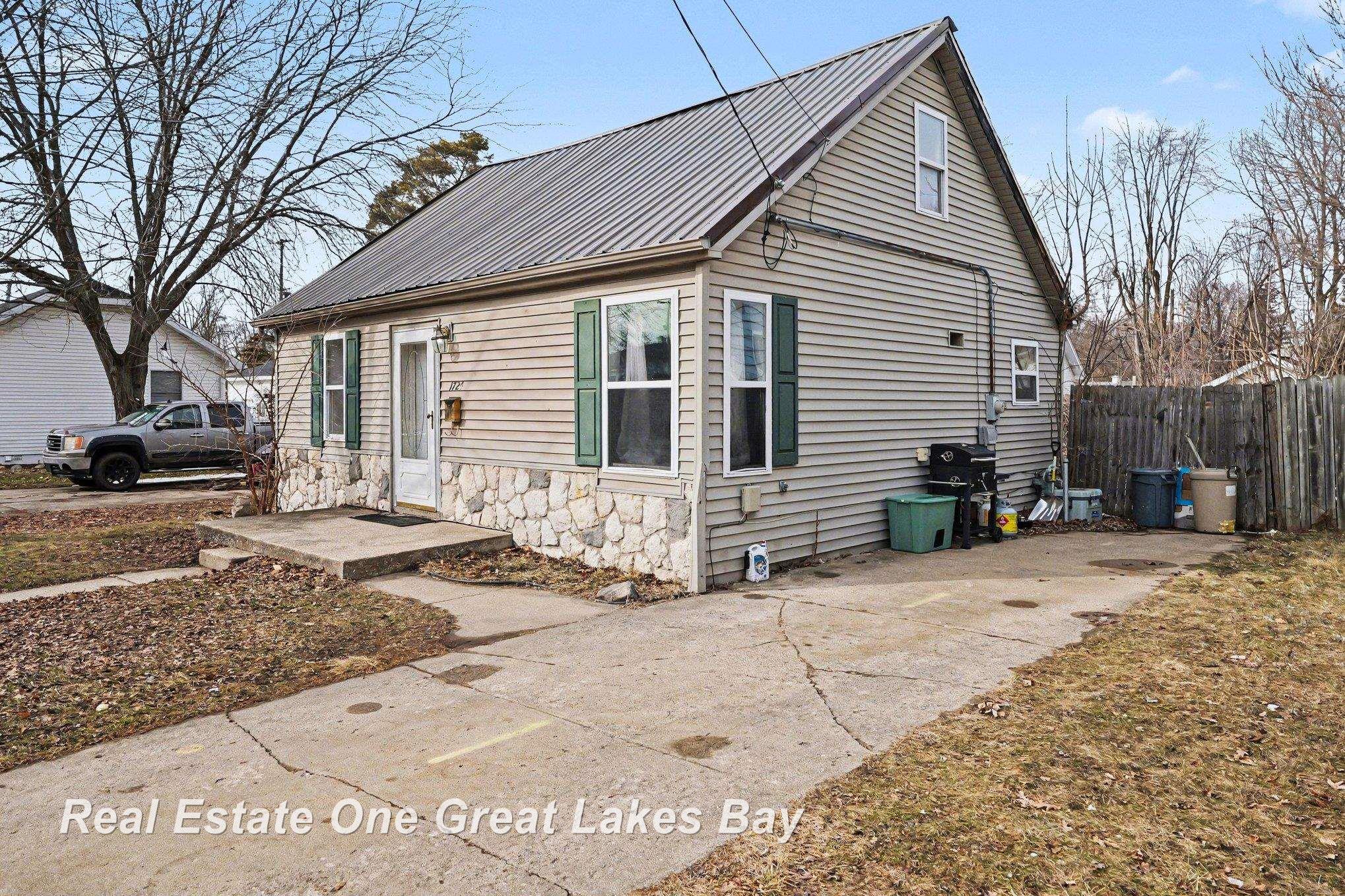 1724 Newberry Street