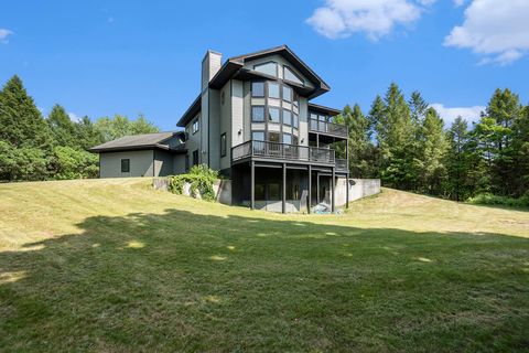 6483 N 144th Avenue Crystal Township MI 49459