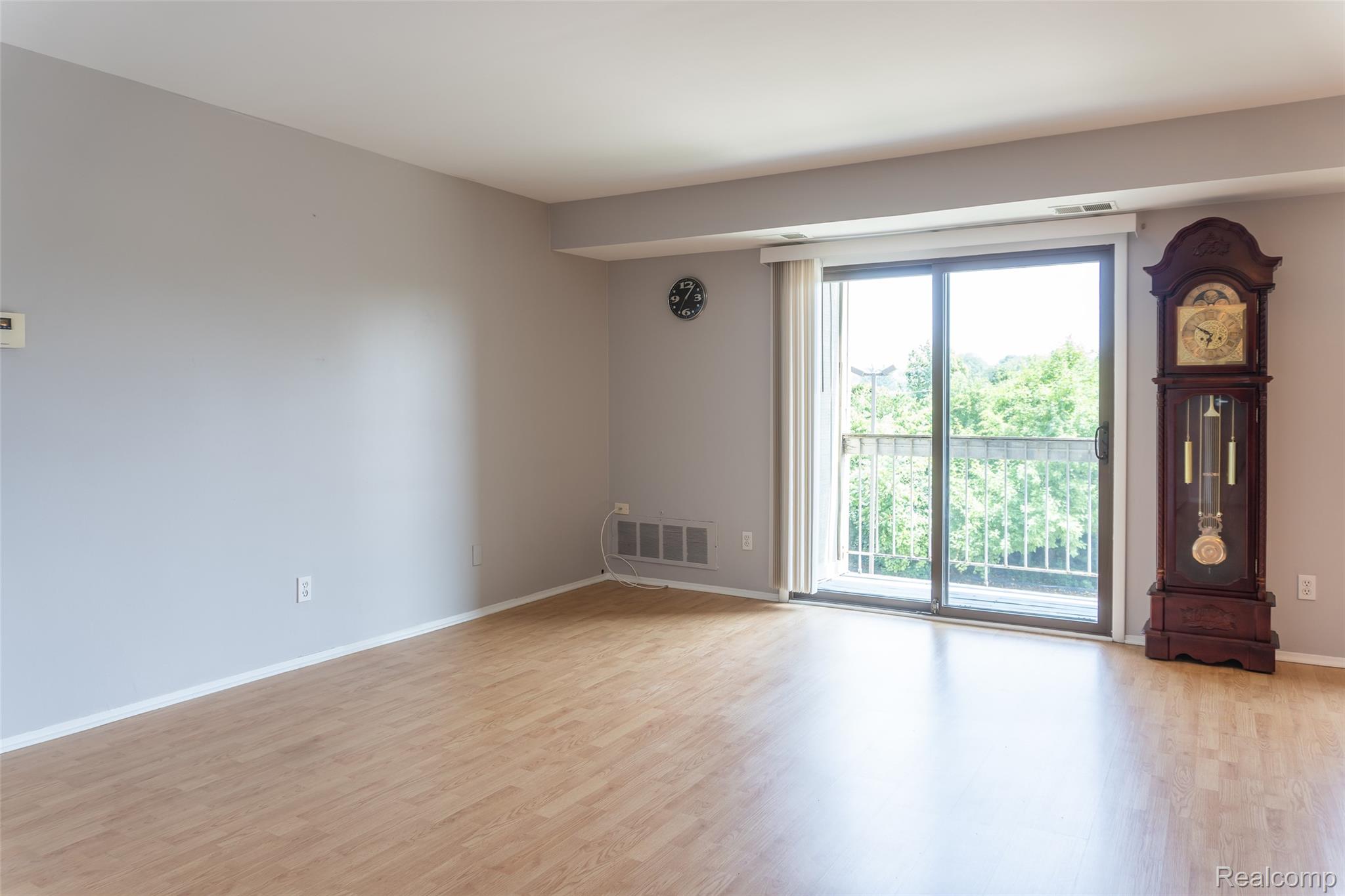 30515 W 14 Mile Road 37