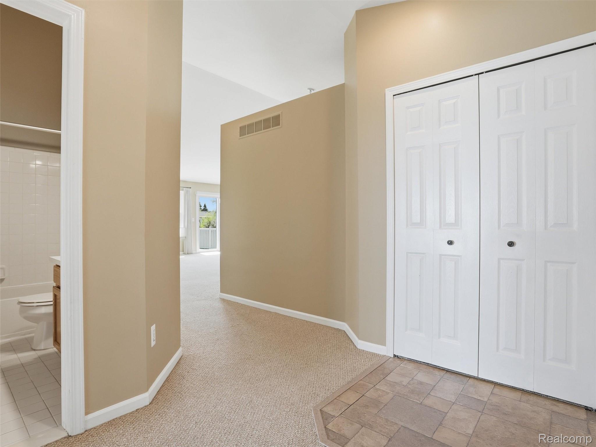 5837 Northridge Circle