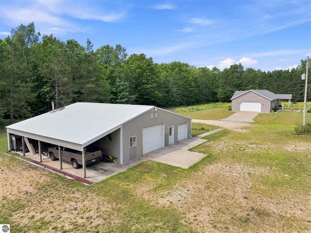 275 S 35 Road