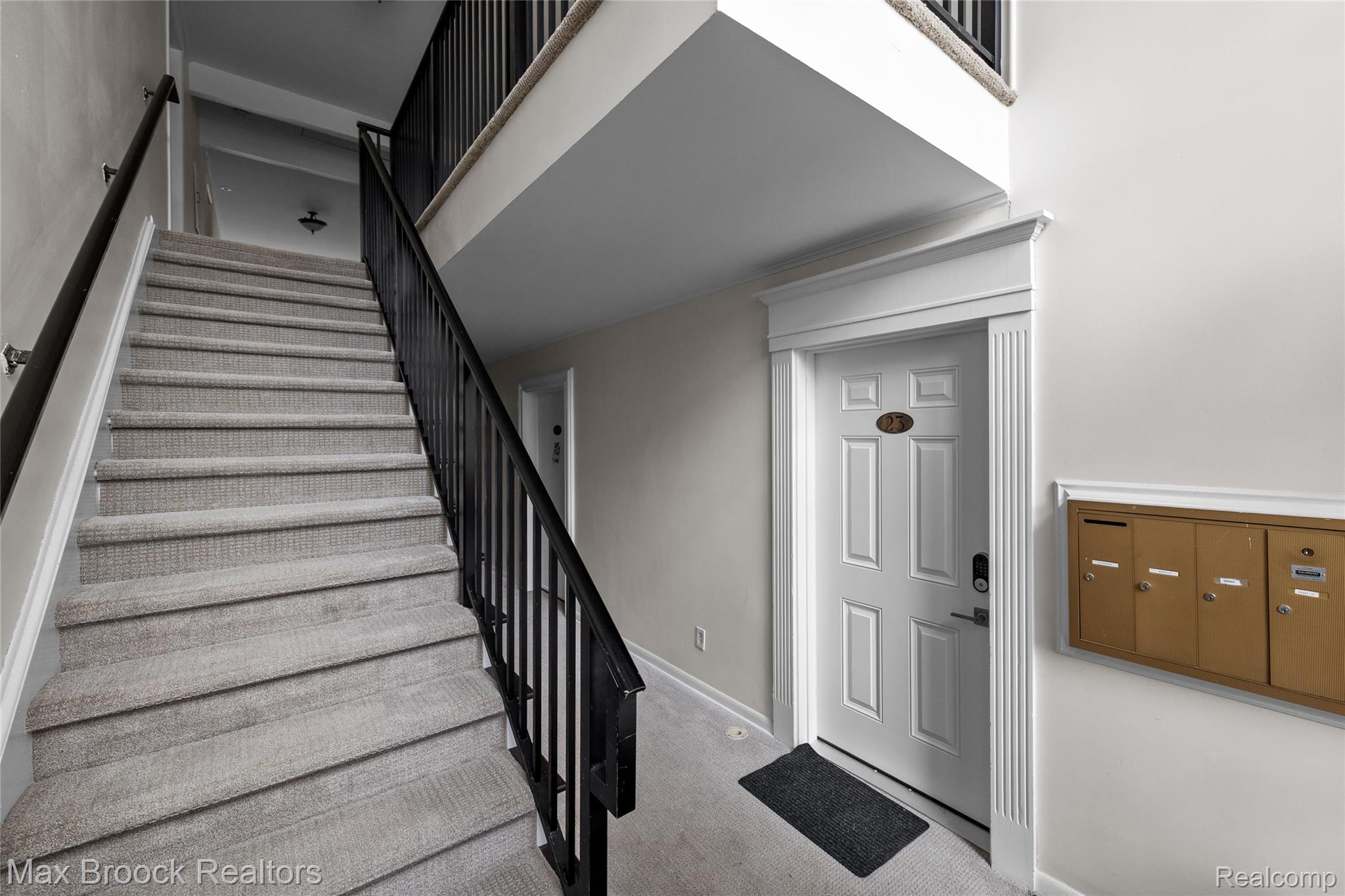 1111 N Old Woodward Avenue 23