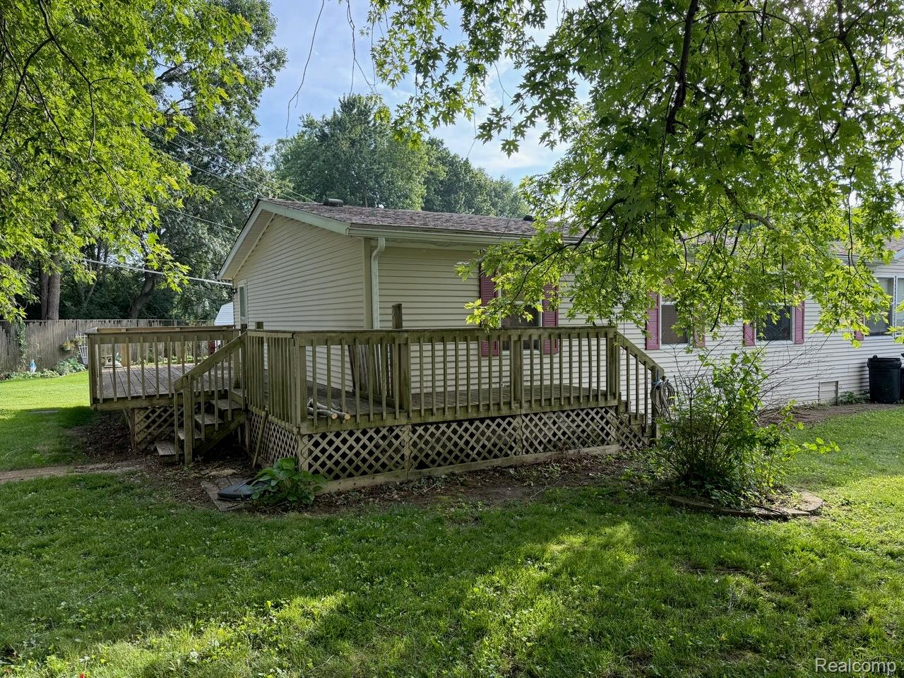 1994 Lovell Court