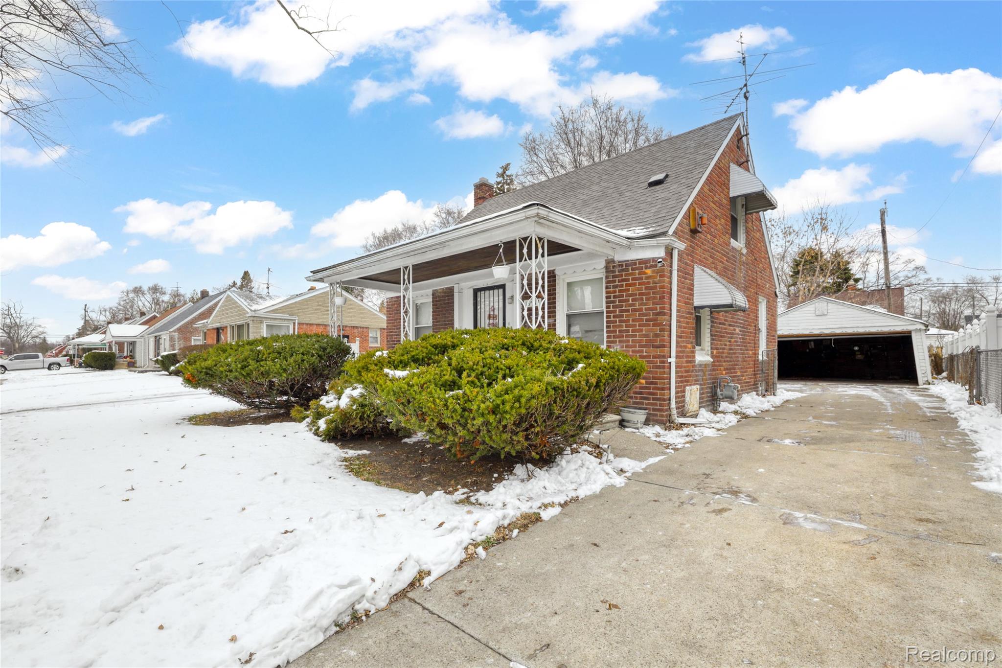 19974 Charest Street