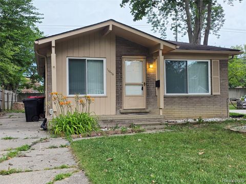 17676 Addison Street Southfield City MI 48075