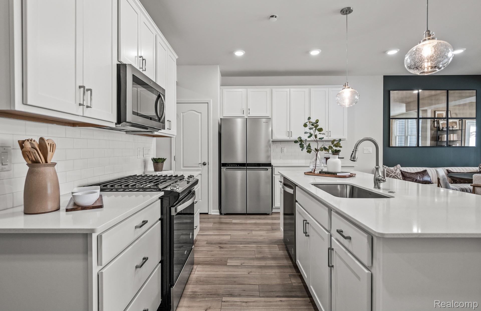 1507 Superior Drive