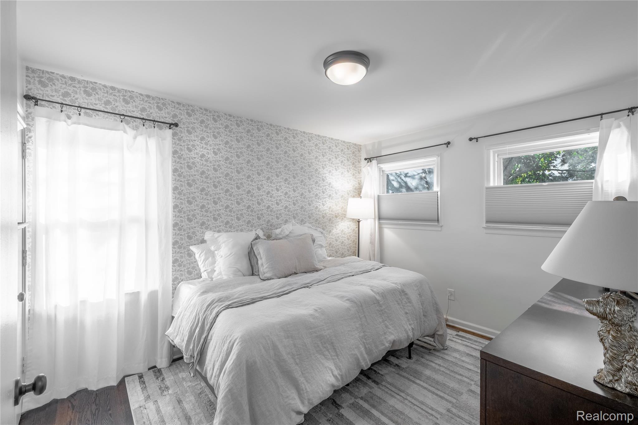 Royal Oak City, Michigan 48073, United States, 3 Bedrooms Bedrooms, ,2 BathroomsBathrooms,Residential,Active,232889