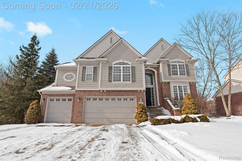 49681 S Glacier Northville Township MI 48168