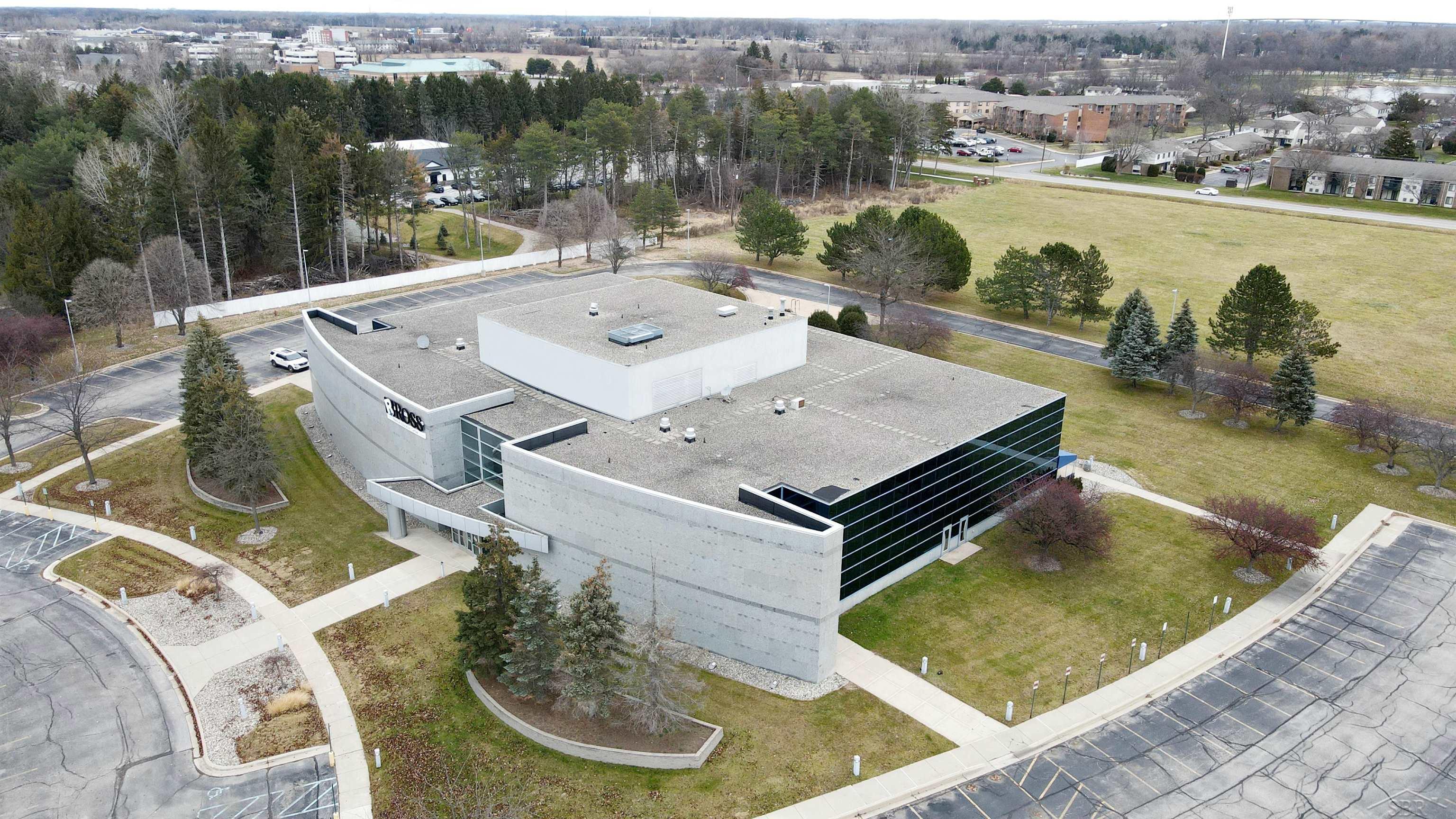 4300 Fashion Square Boulevard