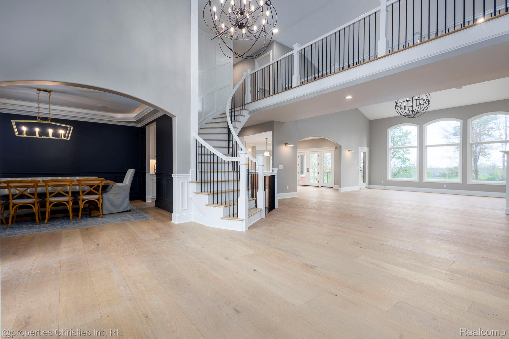 5023 Rockaway Lane