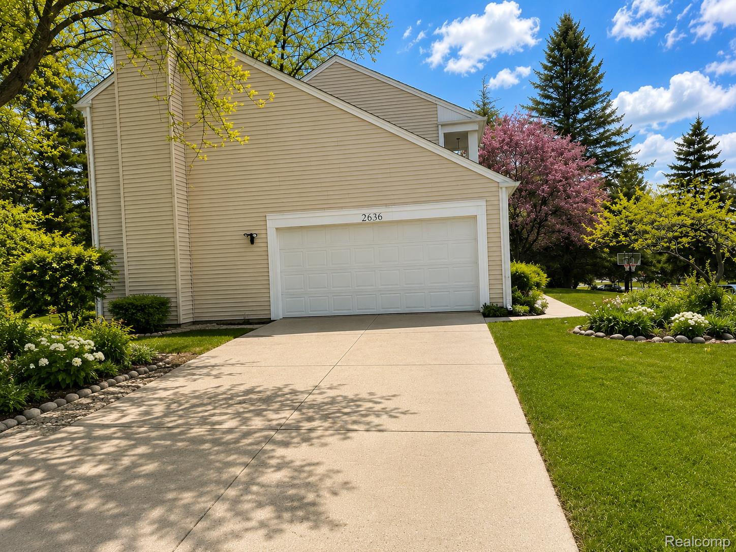2636 Orbit Drive