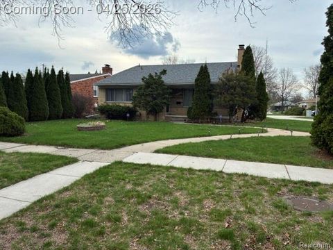 Photo of 15718 George Washington Dr, Southfield City, MI 48075 (MLS # 20261025385)