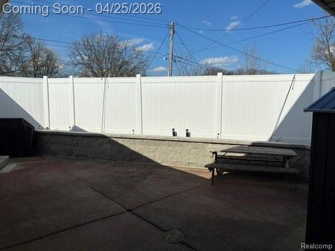 Tiny photo for 15718 George Washington Dr, Southfield City, MI 48075 (MLS # 20261025385)