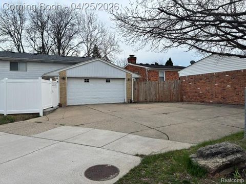 Tiny photo for 15718 George Washington Dr, Southfield City, MI 48075 (MLS # 20261025385)