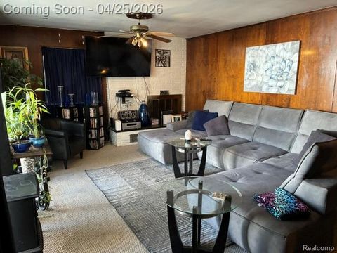 Tiny photo for 15718 George Washington Dr, Southfield City, MI 48075 (MLS # 20261025385)