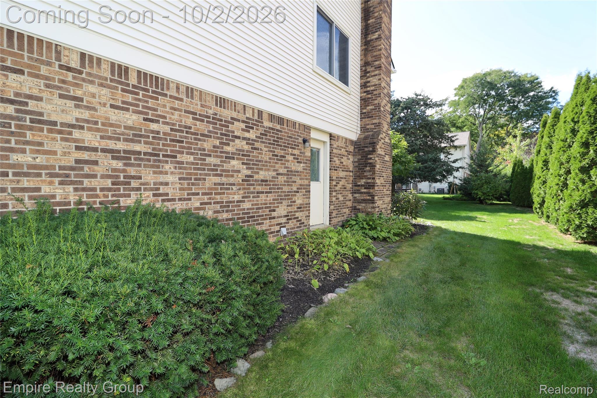 28545 Lake Park Drive