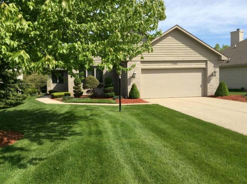 1765 Spring View Court SE