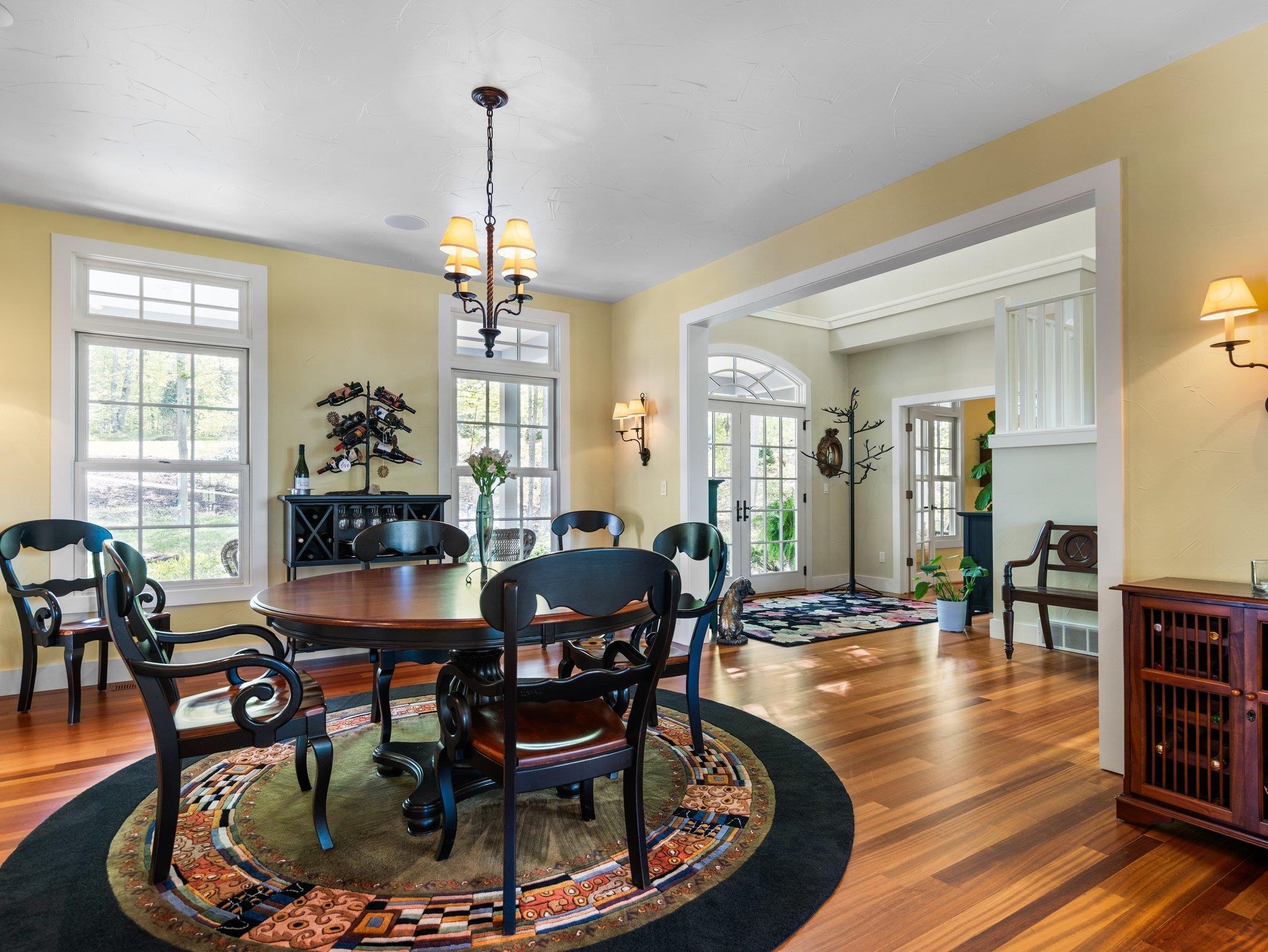 11511 Mountain Woods