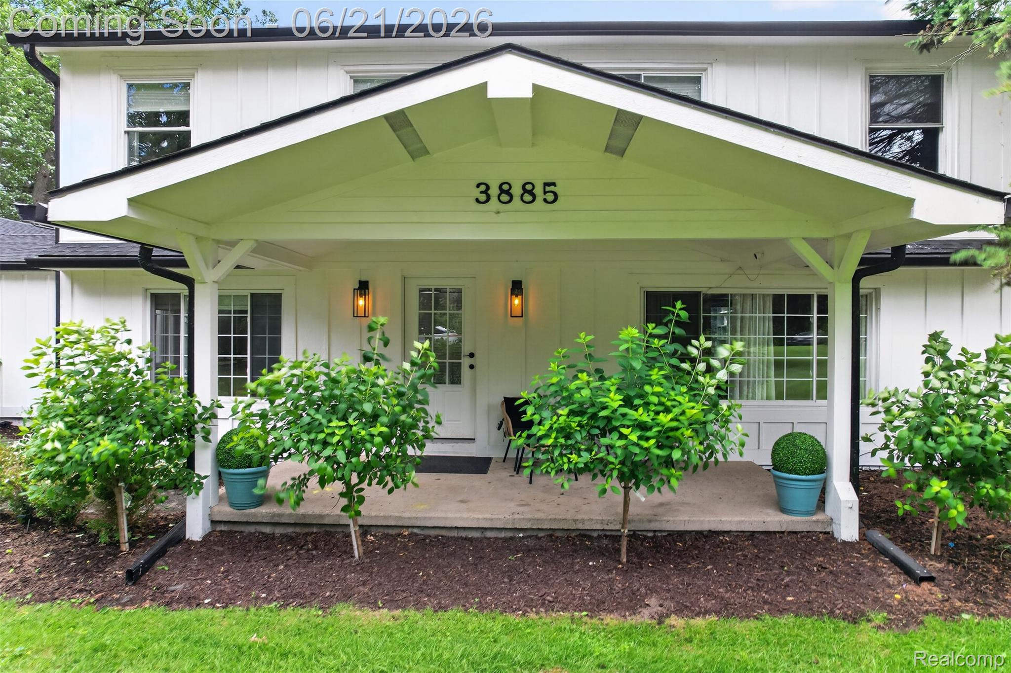 3885 Quarton Road