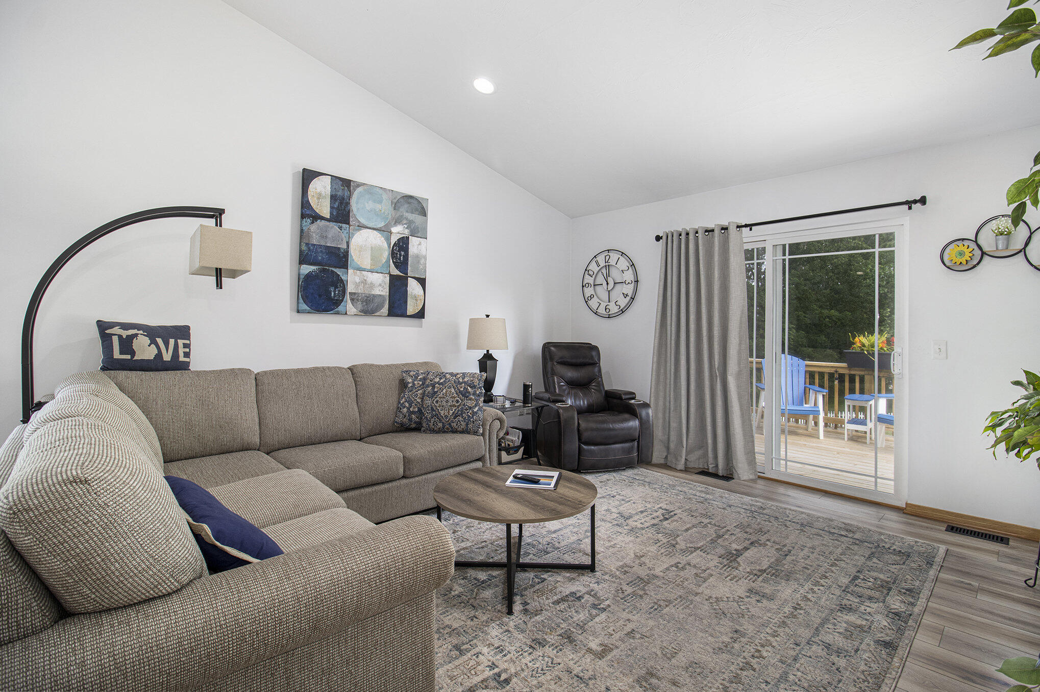 7581 Rivendell Drive SE 3