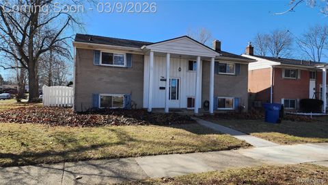 28621 Milton Avenue Warren City MI 48092