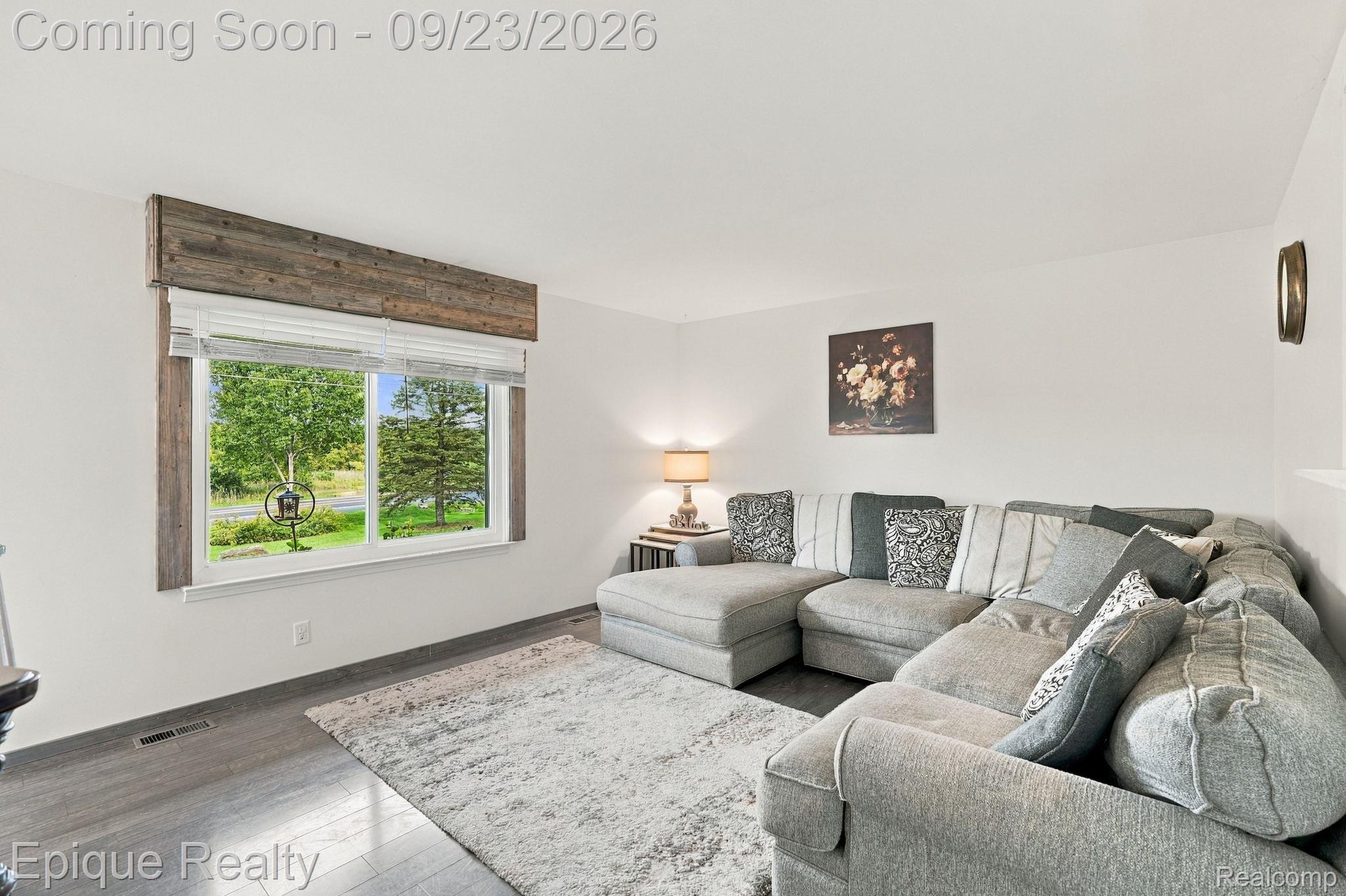 811 N Ortonville Road