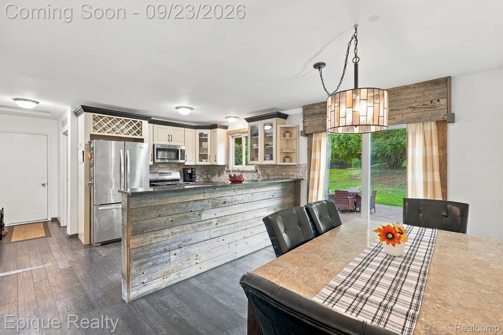811 N Ortonville Road