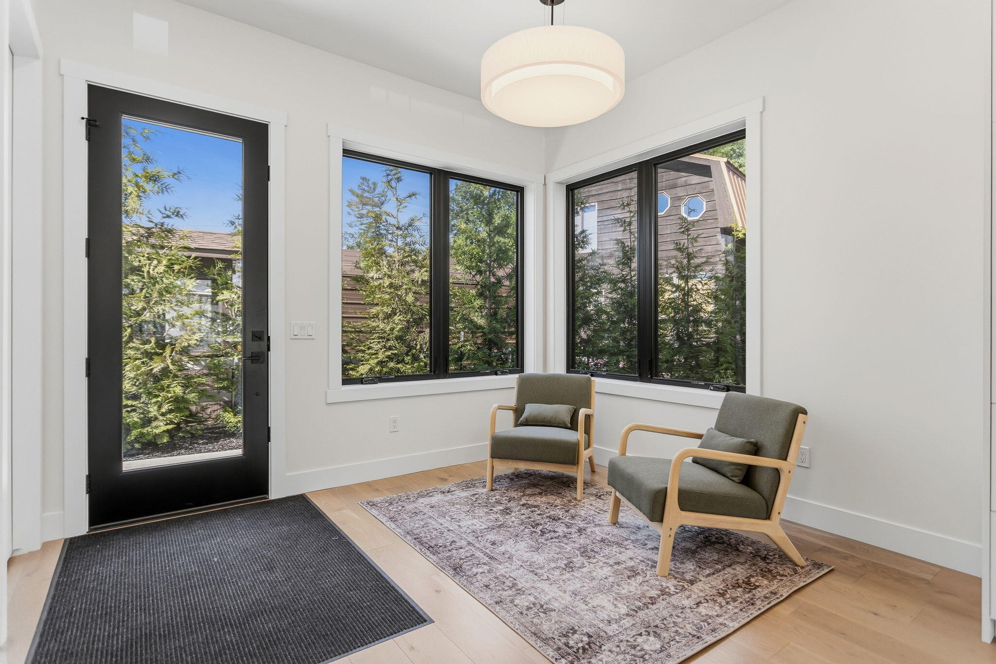 3 N Bailey Avenue 2