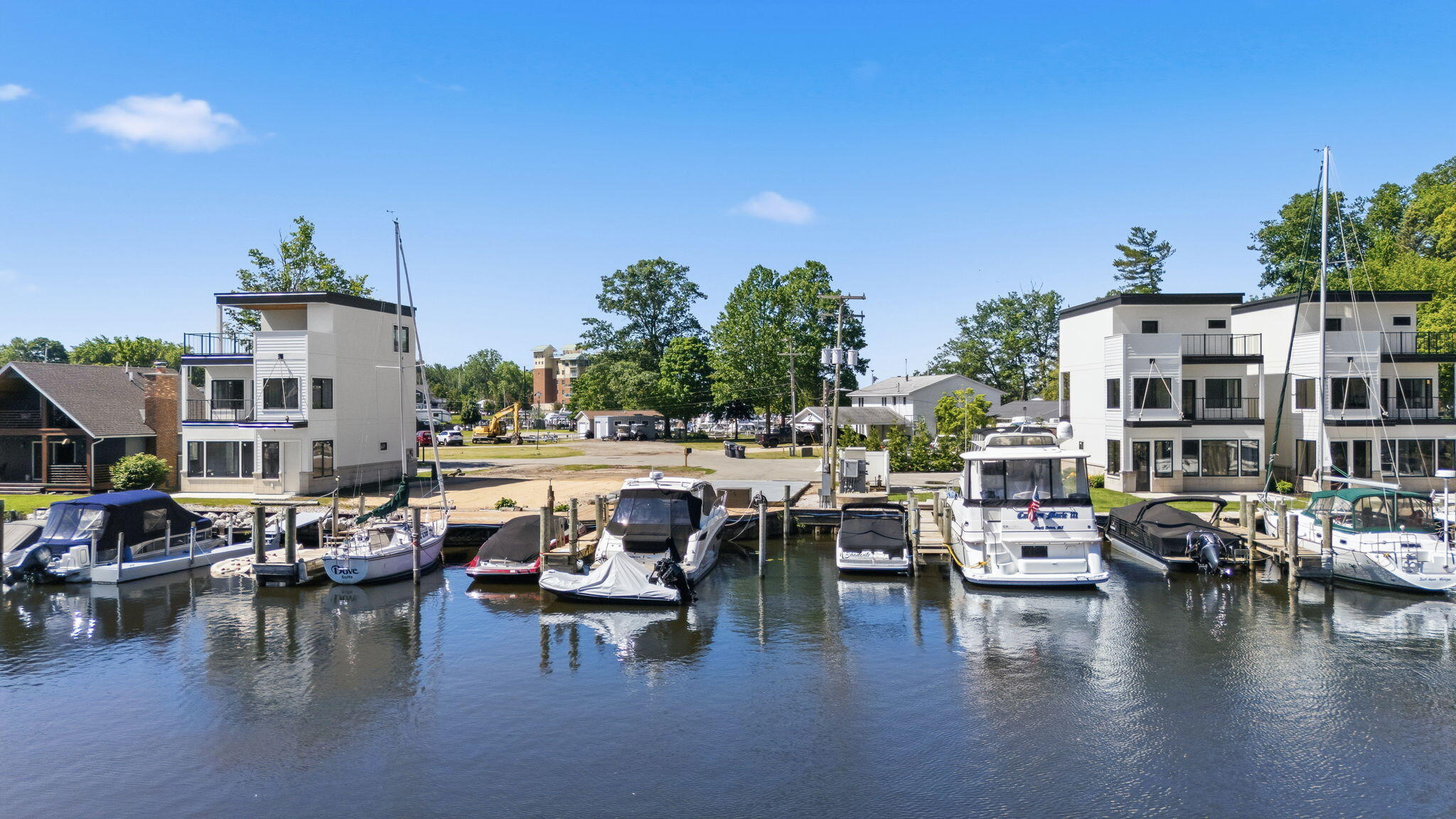 3 N Bailey Avenue 2