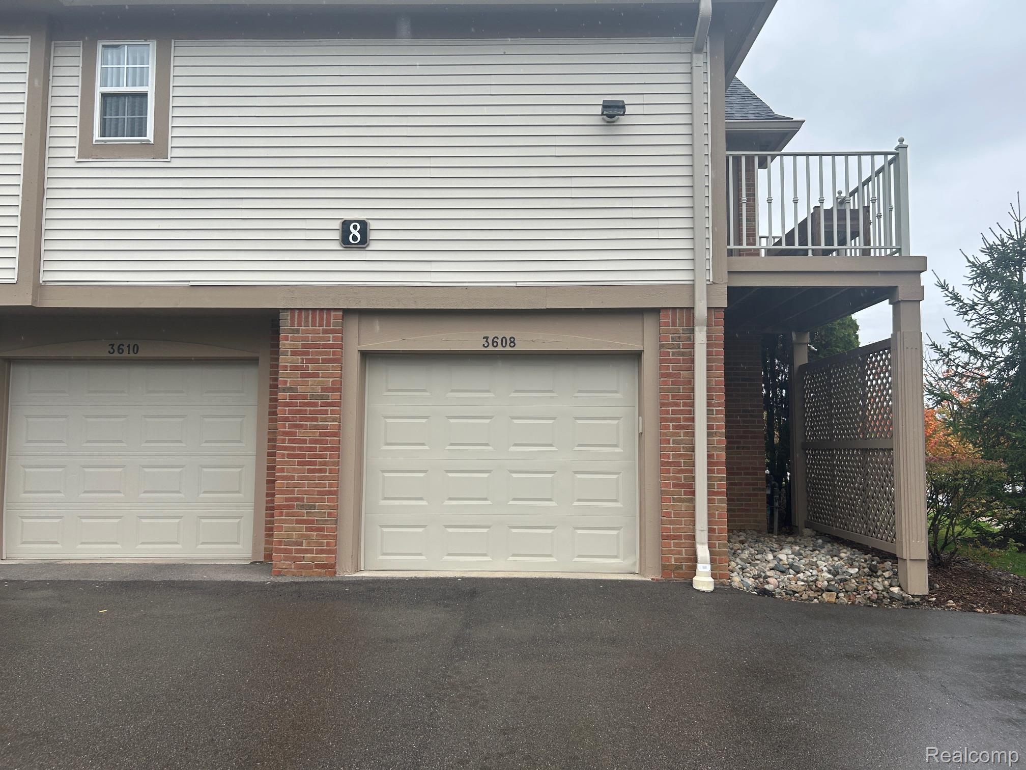 3608 OAKMONTE Boulevard