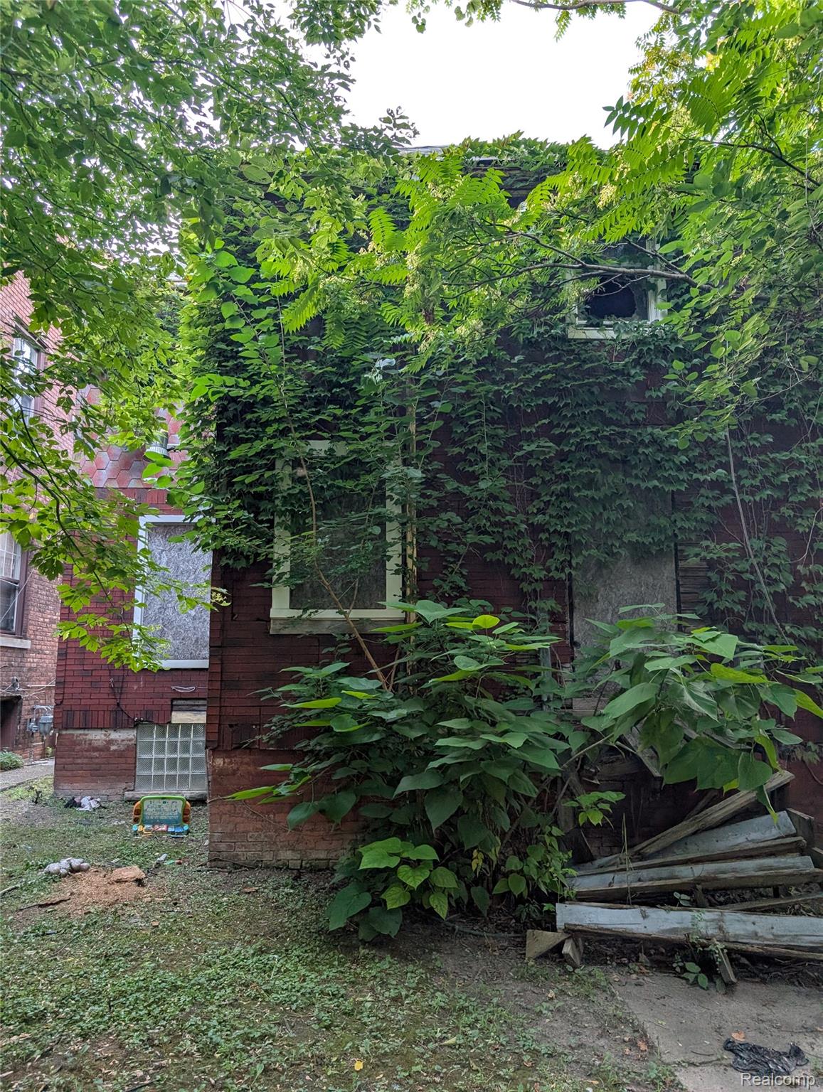 276 Marston Street