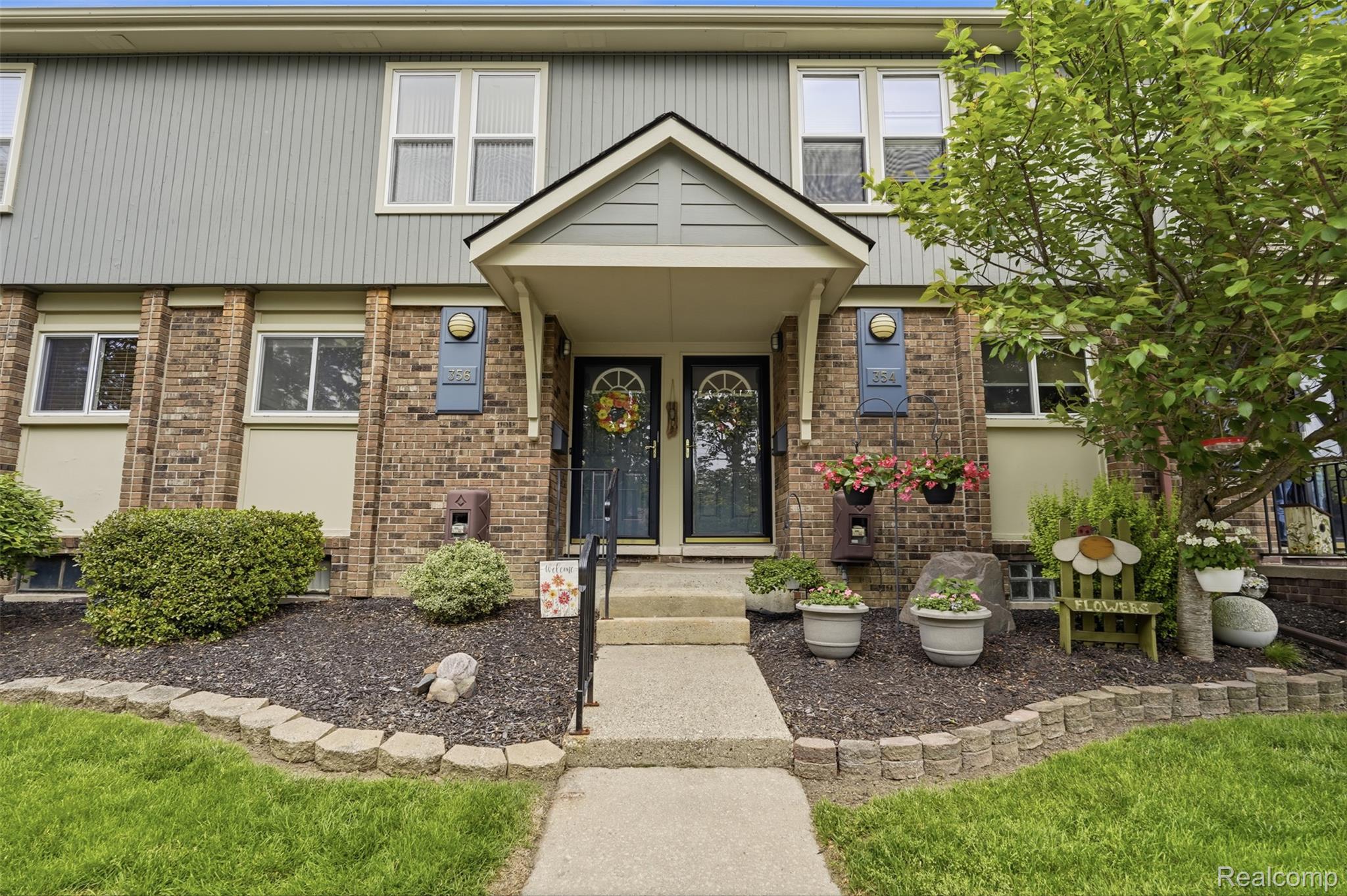 356 Hartman Lane