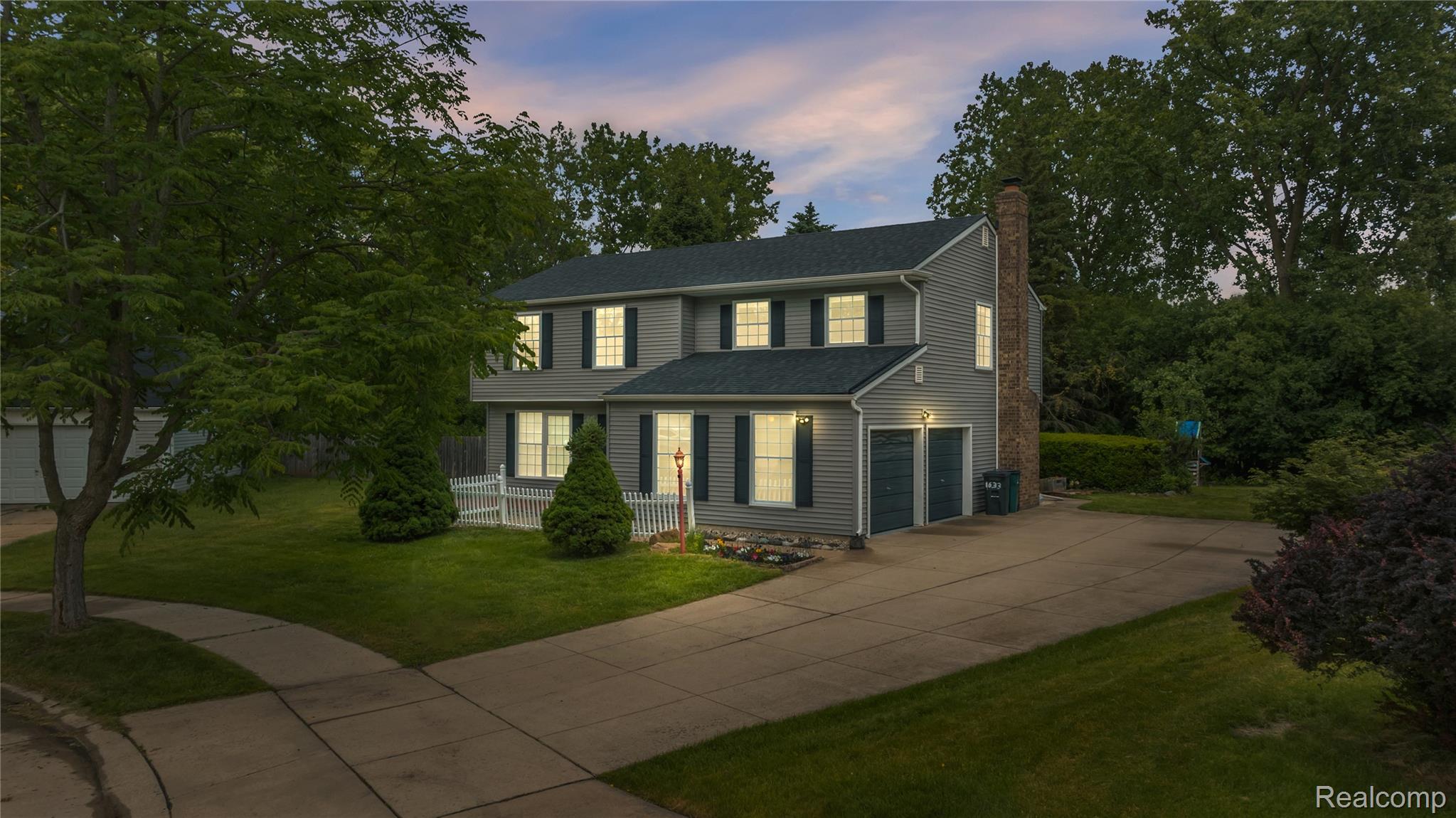 1633 Fleetwood Drive