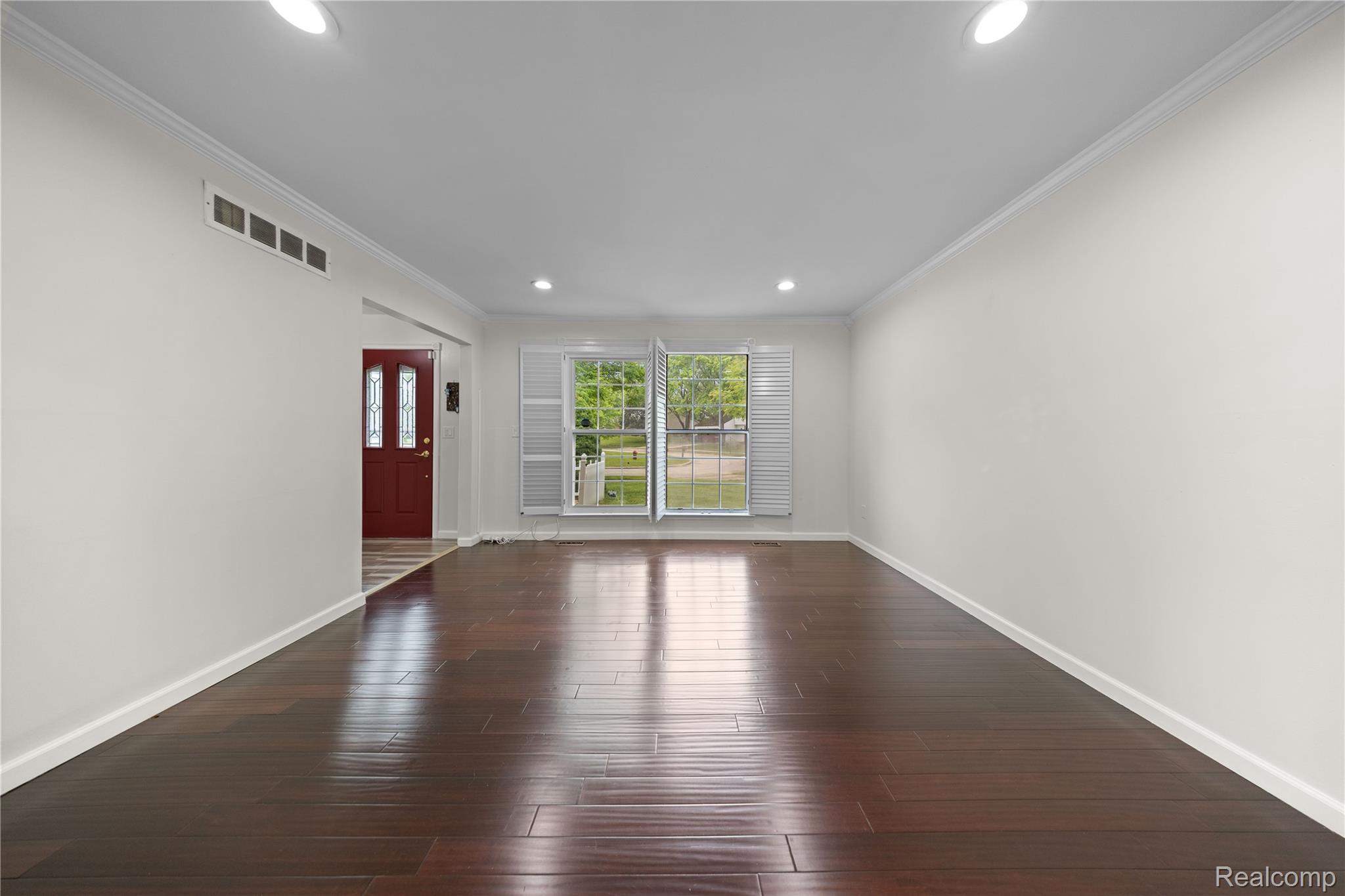 1633 Fleetwood Drive