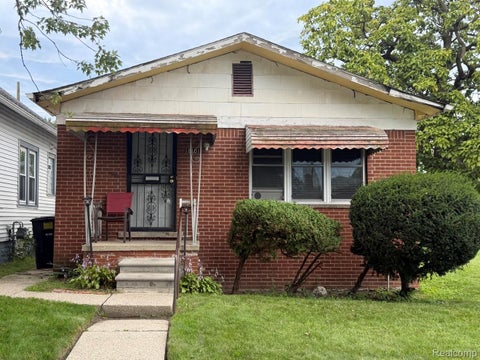 Photo of 18101 Sunset Street, Detroit City, MI 48234 (MLS # 20261082834)