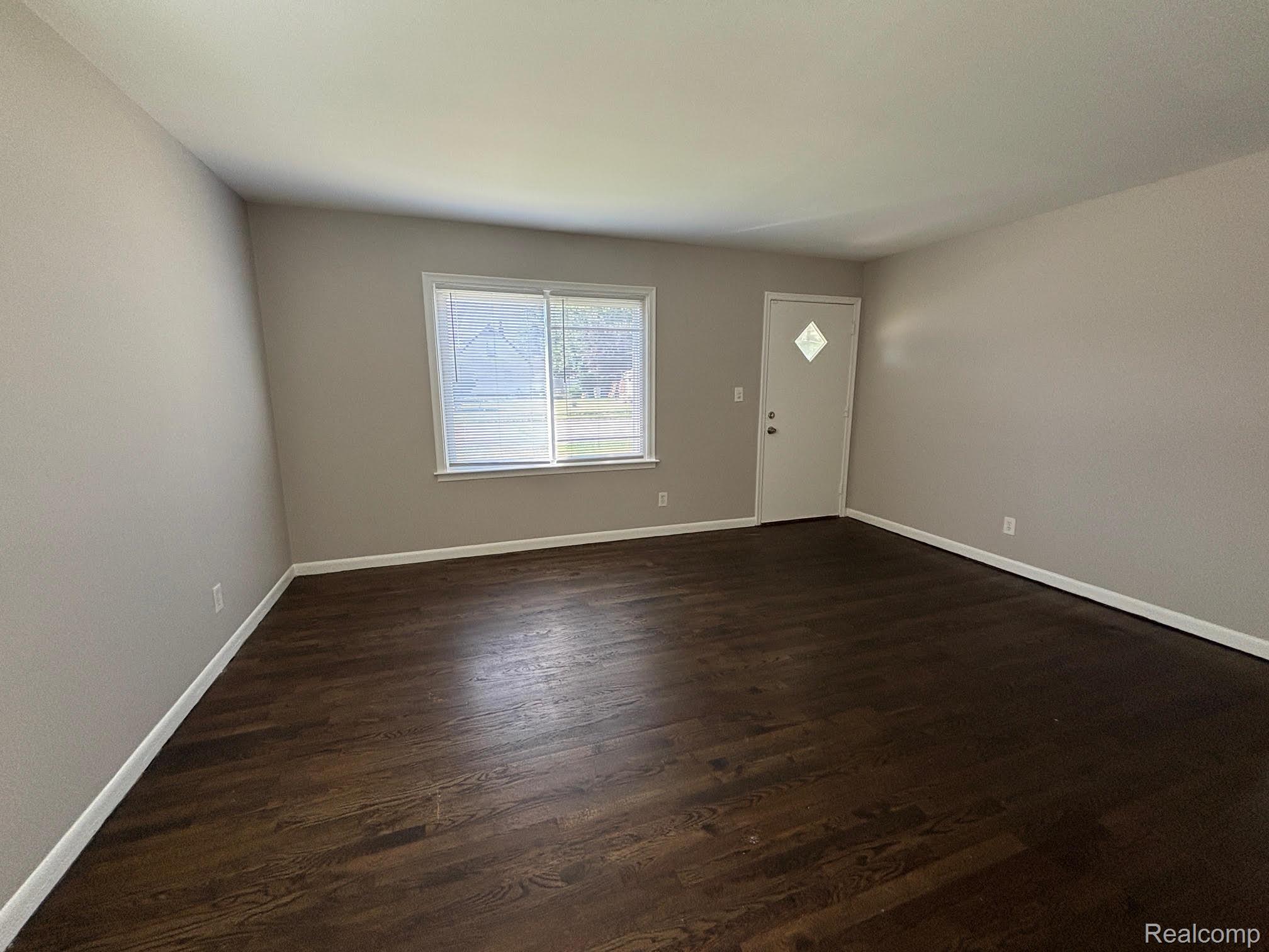 837 E WOODWARD HEIGHTS Boulevard