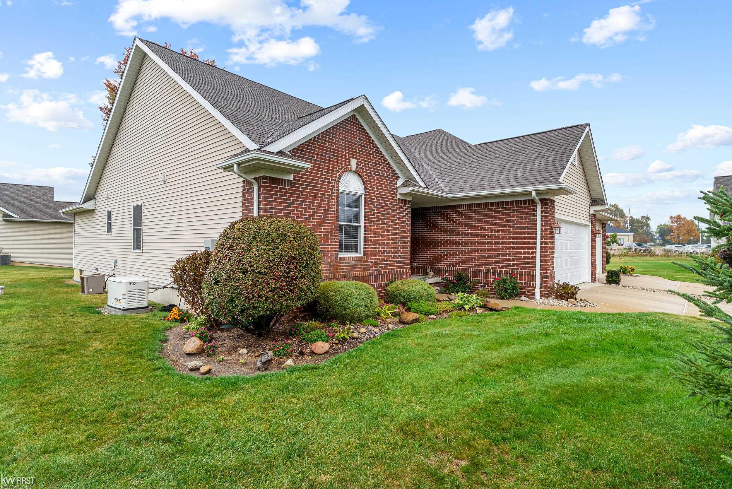 5442 Hidden Ridge Trail