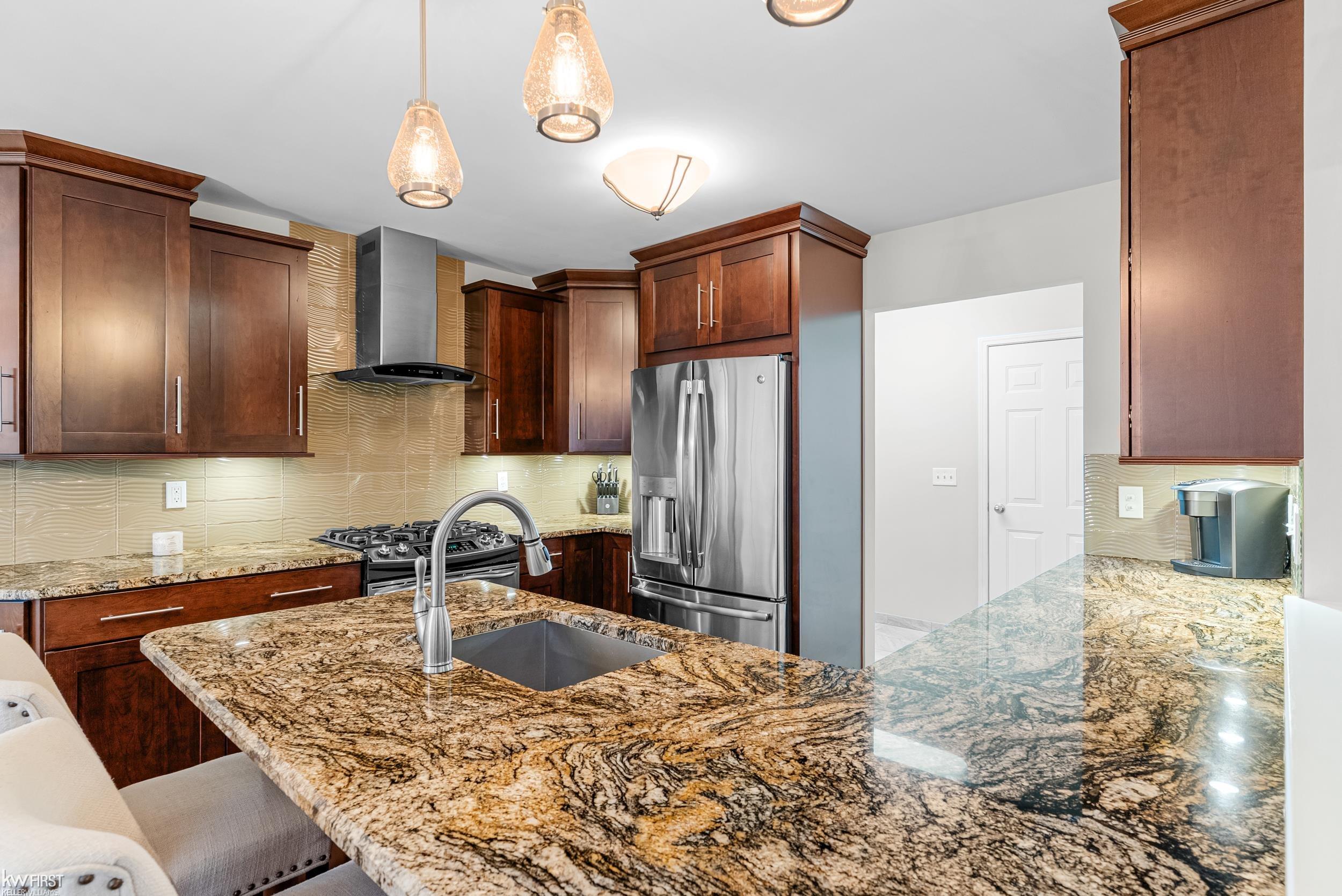 5442 Hidden Ridge Trail