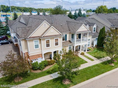 Photo of 9103 Addington Drive, Commerce Charter Township, MI 48390 (MLS # 20251050727)