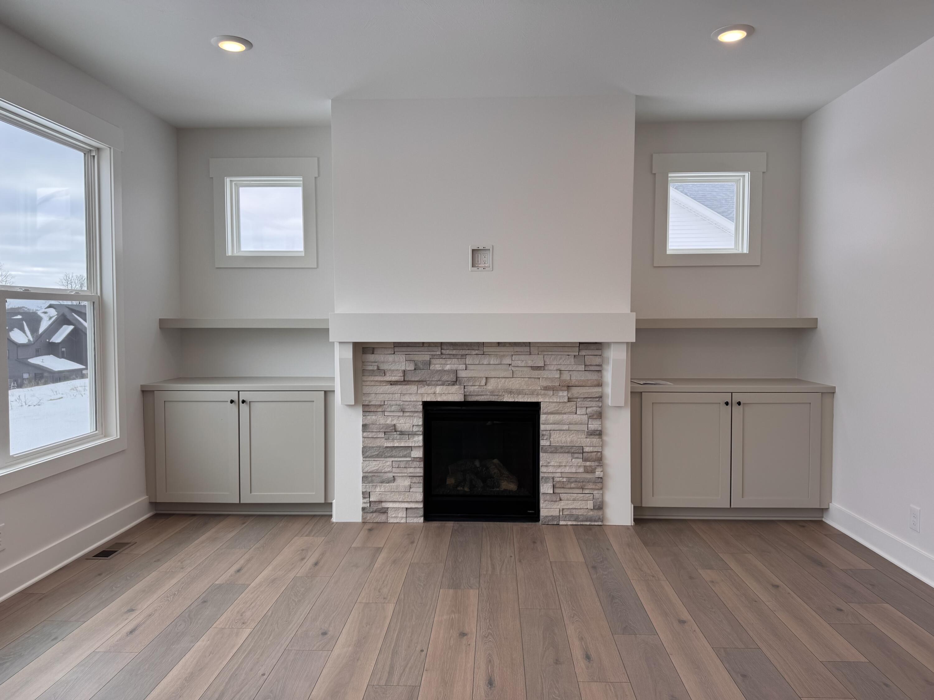 8288 Eagle Peak Drive