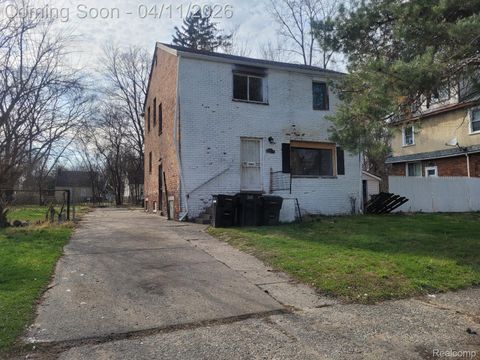 Photo of 19391 Winston Street N, Detroit City, MI 48219 (MLS # 20261024099)
