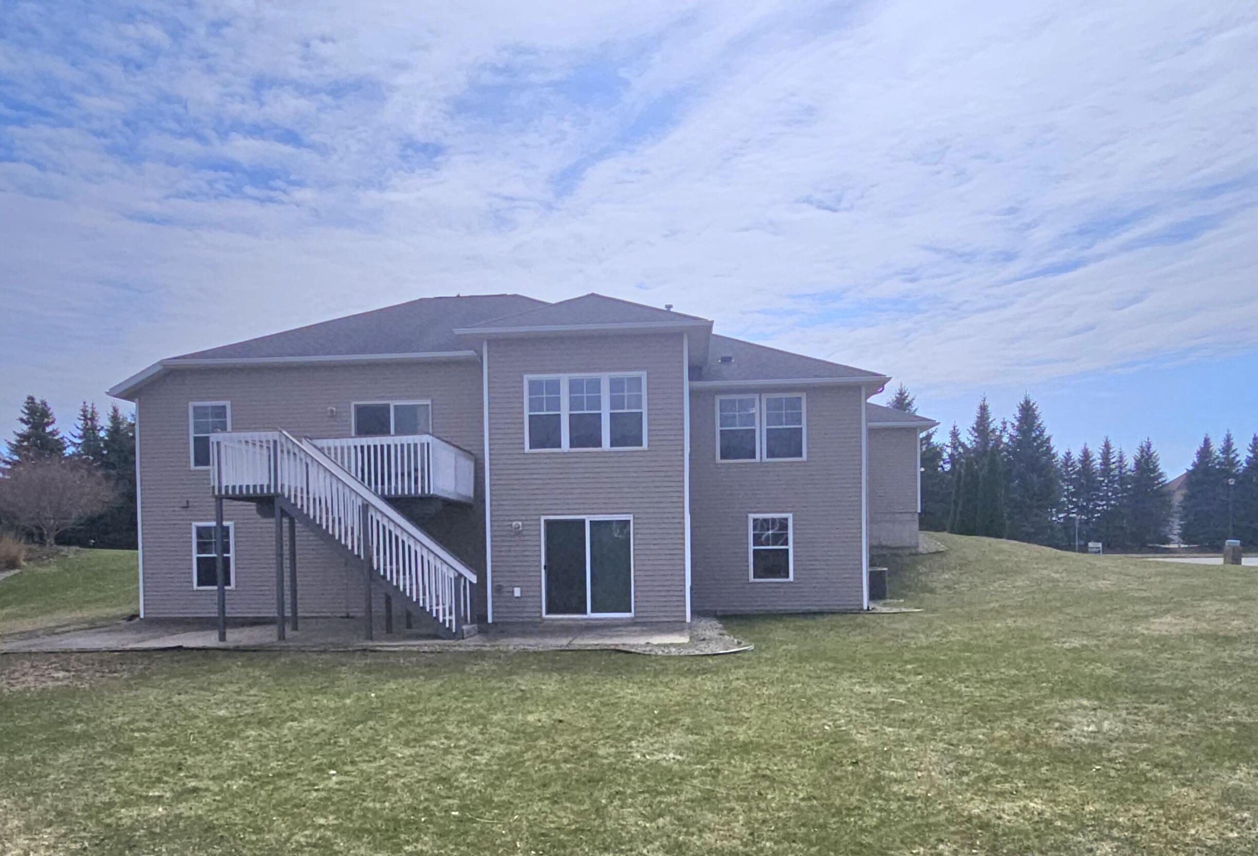 6768 Northfield Drive SW