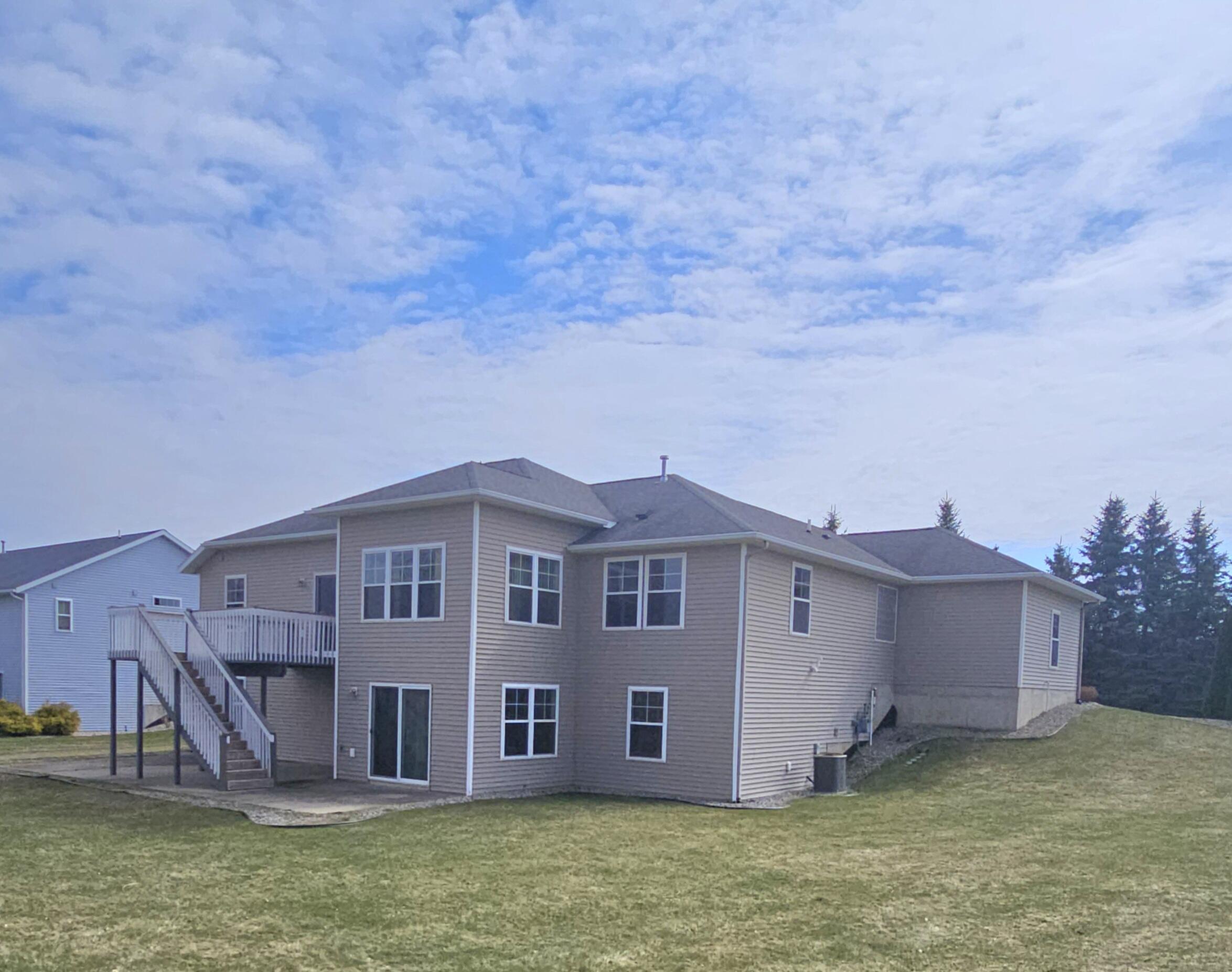 6768 Northfield Drive SW