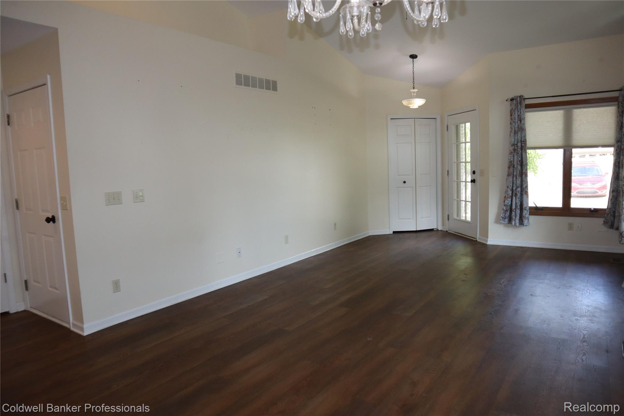 13368 Julie Anne Court 1